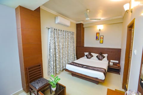 FabHotel Greens Gate Vacation rental in Chennai