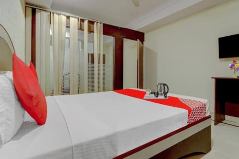 OYO NEW SIMRAN HOTEL Vacation rental in Secunderabad