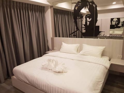 Frankie's Inn - SHA Extra Plus Hotel in Pattaya City