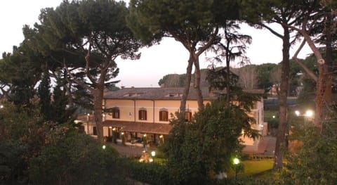 Ristorante Hotel Villa Icidia Vacation rental in Frascati