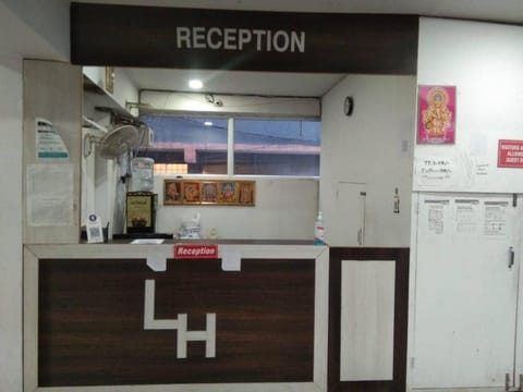 Collection O 62364 Ss Inn Near Shilparamam Vacation rental in Hyderabad