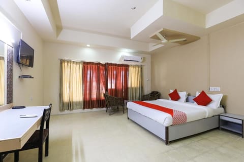 OYO Hotel Park Hotel in Gujarat