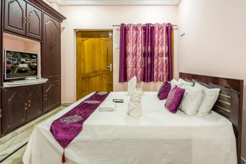 The Purple Stay Hotel in Vijayawada