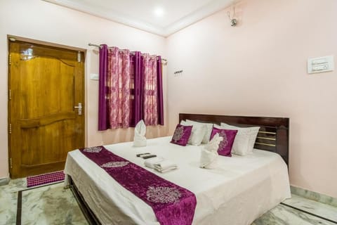 The Purple Stay Hotel in Vijayawada