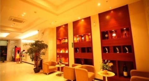 City Comfort Inn Wuhan Sports Center Sanjiaohu Metro Station Vacation rental in Wuhan