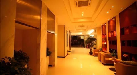 City Comfort Inn Wuhan Sports Center Sanjiaohu Metro Station Vacation rental in Wuhan