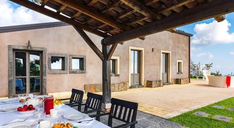 Belvilla by OYO La Torretta Dieci Vacation rental in Sicily