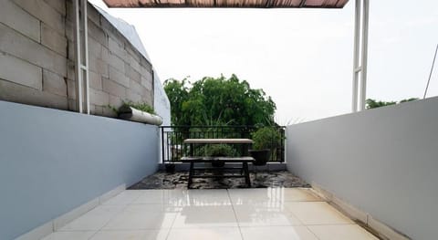 KoolKost near Ragunan Zoo Vacation rental in South Jakarta City