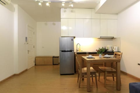 Apartment Pham Huy Thong Vacation rental in Hanoi