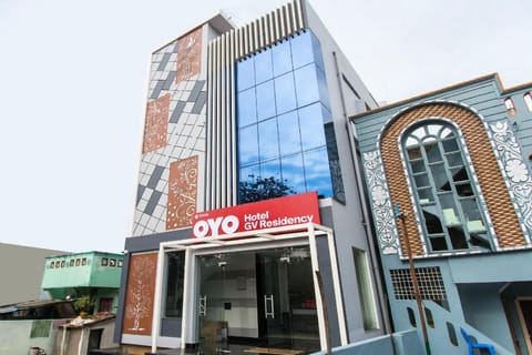 OYO Flagship Hotel GV Residency Hotel in Visakhapatnam