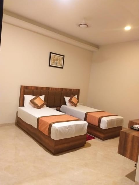 Hotel Radiance Courtyard Bed and Breakfast in Varanasi