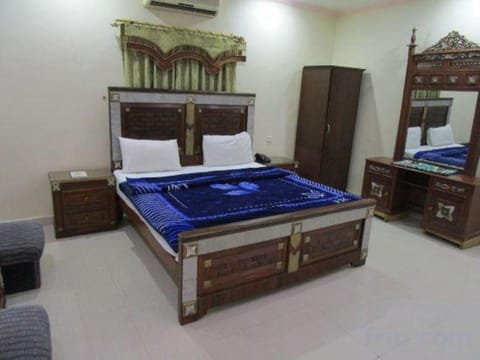 New Royal Residency Vacation rental in Karachi