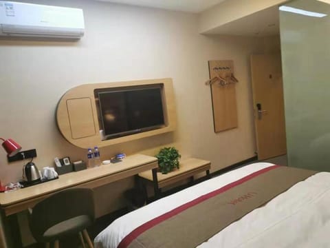 Chengke Hotel Hubei Huanggang Macheng Jiangjun Nan Road Vacation rental in Wuhan