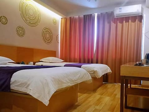 Green Tree Inn DaLian Jinzhou District Taoyuan Community Hongwei Lanshan Metro Station Vacation rental in Dalian