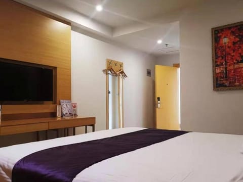 Green Tree Inn DaLian Jinzhou District Taoyuan Community Hongwei Lanshan Metro Station Vacation rental in Dalian