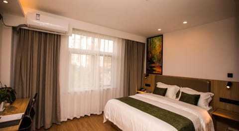 GreenTree Inn Qingdao Huangdao District Jinshatan Road Vacation rental in Qingdao