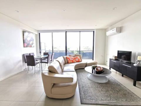 504 2 Bedroom In Kalina Serviced Apartments Condo in Sydney