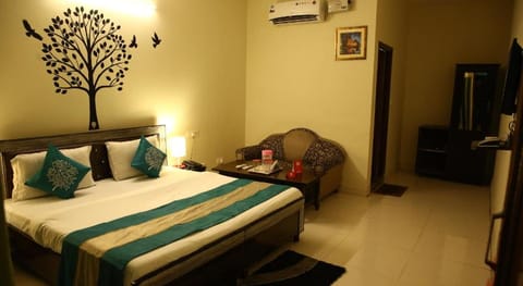 Hotel the Diamond Ring Vacation rental in Chandigarh