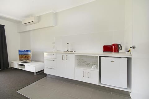 Cooroy Luxury Motel Apartments Vacation rental in Cooroy