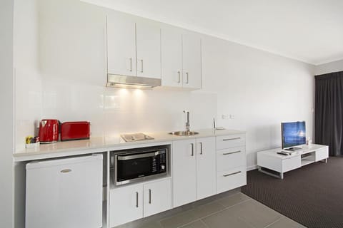 Cooroy Luxury Motel Apartments Vacation rental in Cooroy