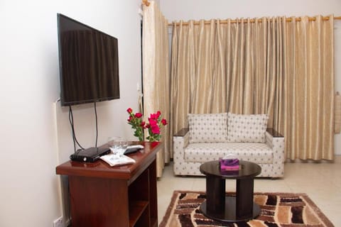 Livin Hub Guest House Bed and Breakfast in Islamabad