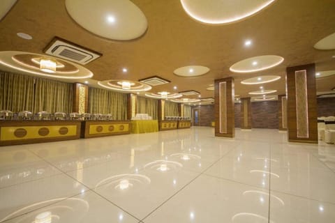 The Grand Vinayak Hotel Hotel in Ahmedabad