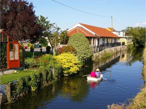 Double-Gate Farm Vacation rental in Sedgemoor