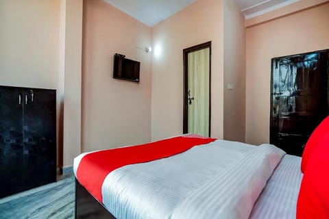 OYO Hotel Akash Green Field Vacation rental in Noida