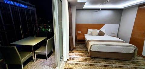 BULVAR HOTEL Hôtel in Izmir