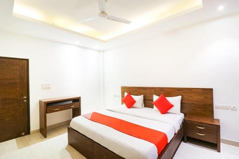 OYO Premium Villa Near Lotus Temple Hotel in New Delhi