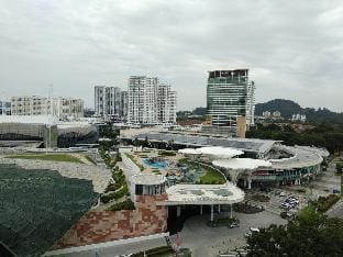 Love&Leisure Homestay 4r3b Opp SPICE Arena Penang Condo in Bayan Lepas