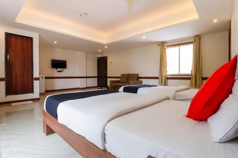 Super OYO Capital O Sai Arya Residency Hotel in Mangaluru