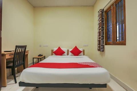 OYO Om Sakthi Hotel Hotel in Puducherry