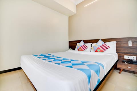 OYO Home Peaceful Stay Keshav Nagar Near Amanora Mall Chambre d’hôte in Pune