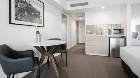 Oaks Toowoomba Hotel Vacation rental in Toowoomba City