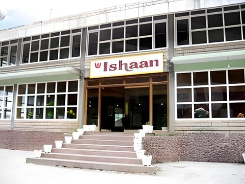 Ishaan Resorts Vacation rental in Manali