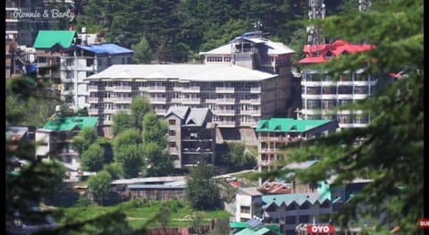 Ishaan Resorts Vacation rental in Manali