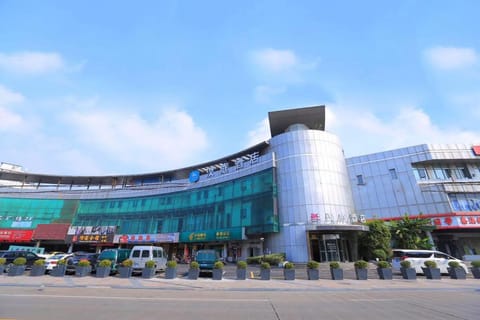 Hanting Hotel Shanghai Dahuaxingzhi Park Vacation rental in Dalian