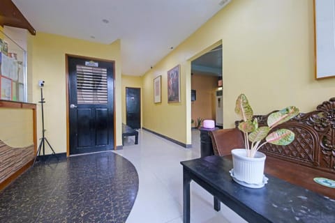 OYO 901 Ranchotel Tunasan Vacation rental in Muntinlupa