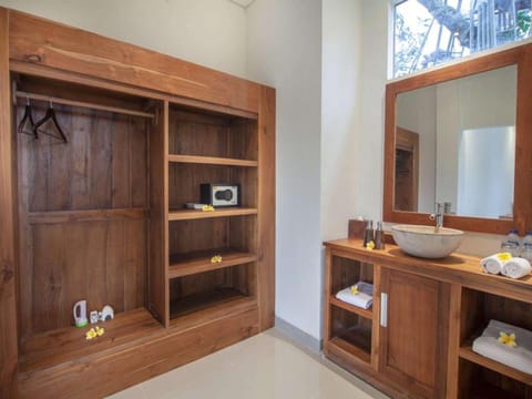 Luxury Superior Room #V16 Vacation rental in Ubud