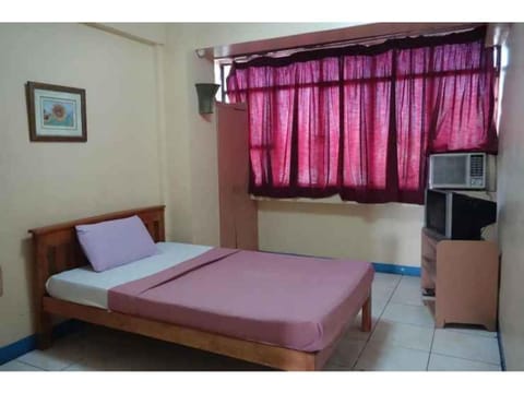 OYO 672 Capitol Tourist Inn Hotel in Cebu City