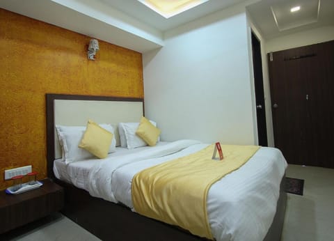 OYO Hotel Dream Inn Hotel in Ahmedabad
