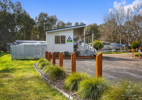 Yea Riverside Caravan Park Vacation rental in Yea