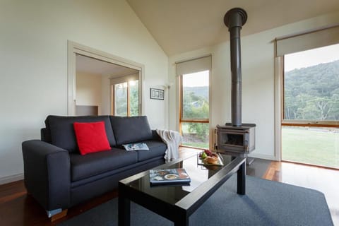 Yering Gorge Cottages Vacation rental in Yering