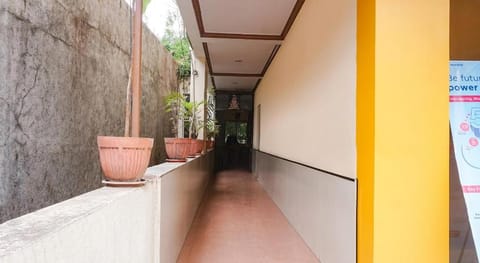 OYO 74539 Hotel Shloka Inn Vacation rental in Pune