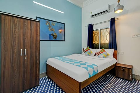 OYO Nilay Guest House Vacation rental in Kolkata