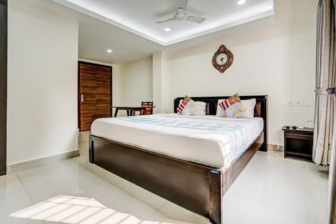 Super OYO Capital O Sayhallo Prime Residency Hotel in Bhubaneswar