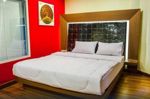 OYO 75311 Bed One Hotel in Wichit