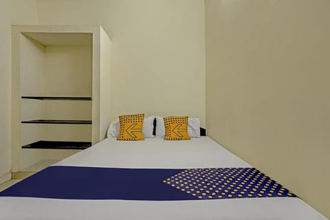 SPOT ON Vijay Guest House Hotel in Chennai