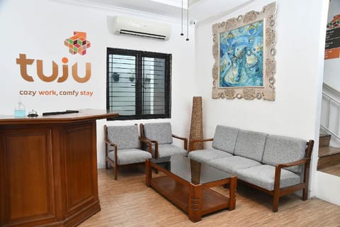 Tuju Abuserin Syariah Vacation rental in South Jakarta City